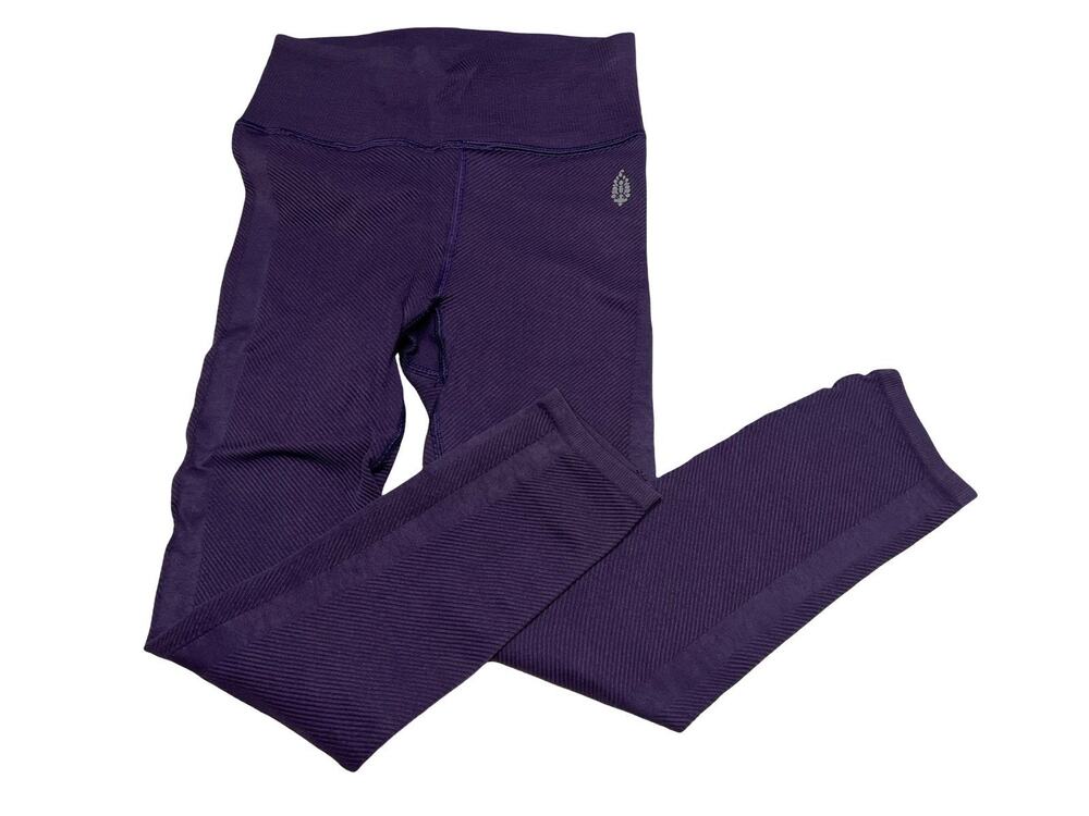 Free People Movement Free Throw Leggings Size XS Purple Compression Ribbed GYM